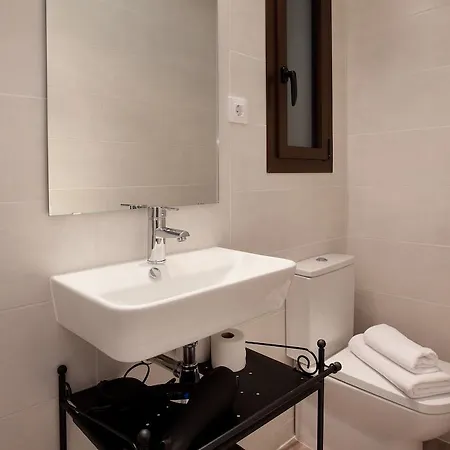 דירה Apbcn Eixample Center ברצלונה