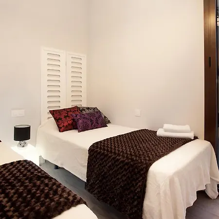 Apbcn Eixample Center Apartman *