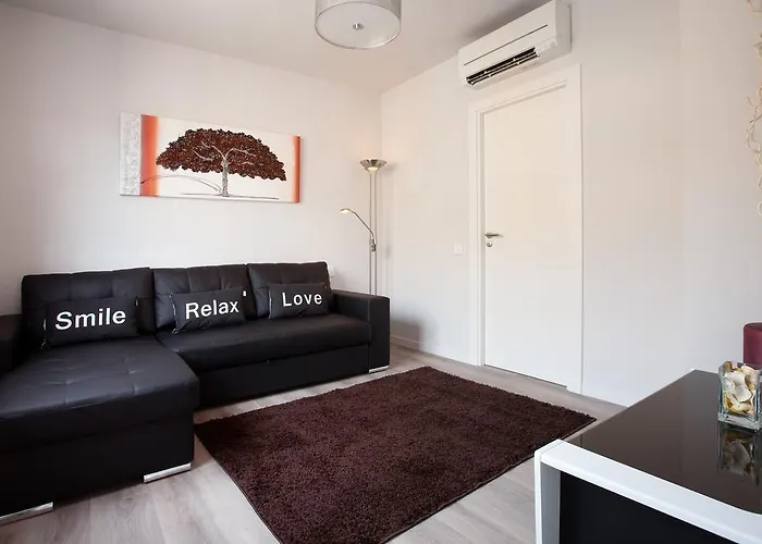 아파트 Apbcn 에익삼플레 센테르