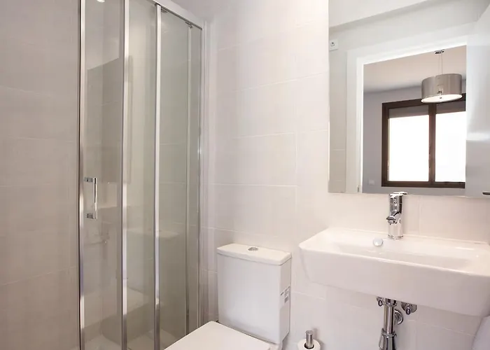 Apbcn 에익삼플레 센테르 아파트