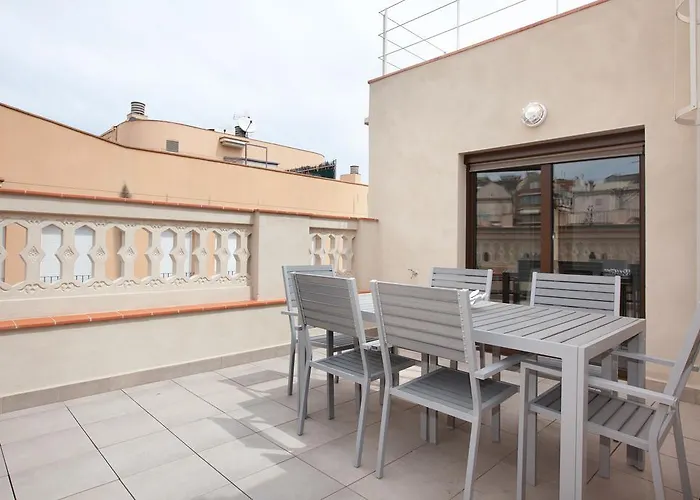 아파트 Apbcn 에익삼플레 센테르 *