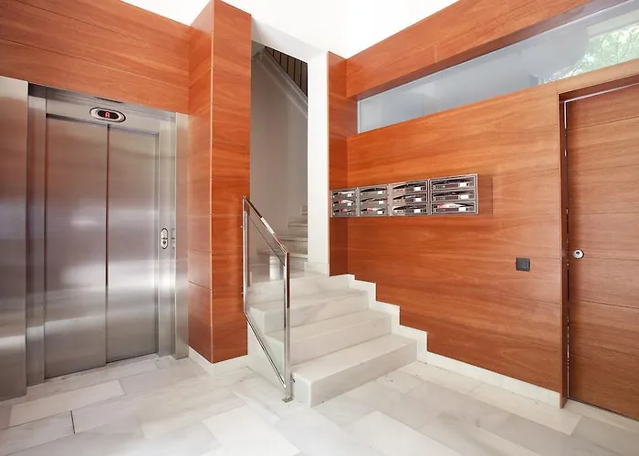 Apbcn 에익삼플레 센테르 아파트