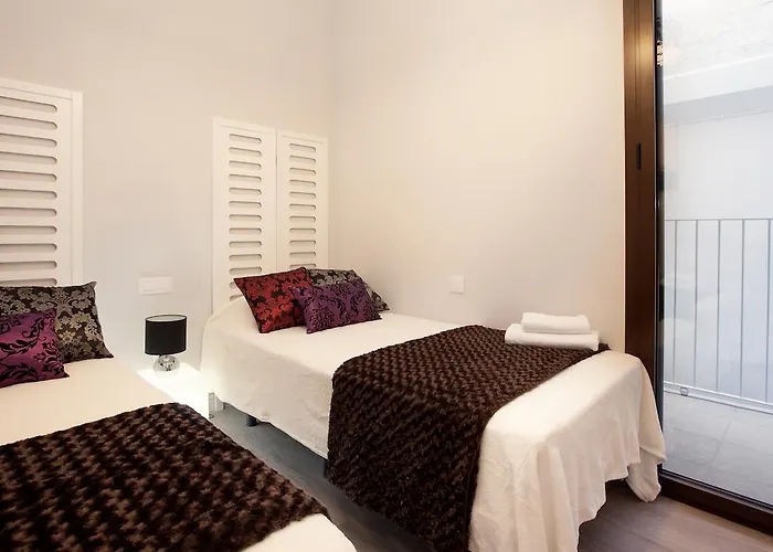 Apbcn 에익삼플레 센테르 아파트 *